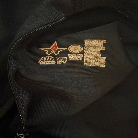 Athletic Long Sleeve Roll-Neck Crop Top - Picture 4 of 4